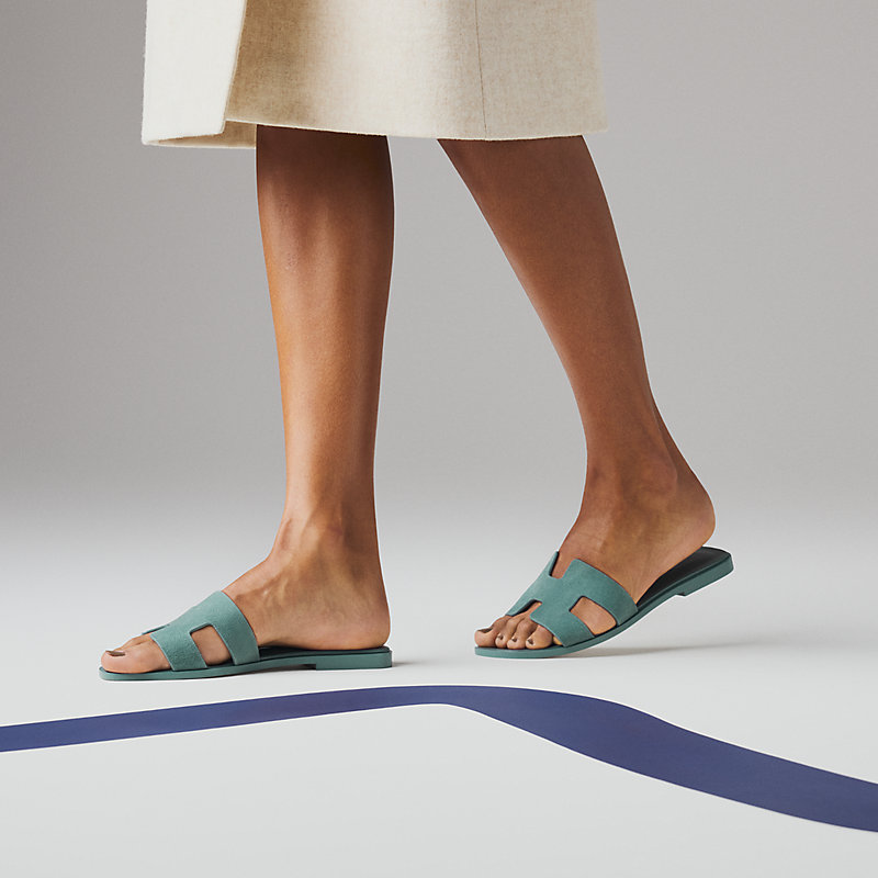 こなれ感漂う上質サンダル★【HERMES】Oran Bleu Glacier Oran sandal | Hermès Mainland China